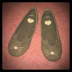 TUK kitty flats